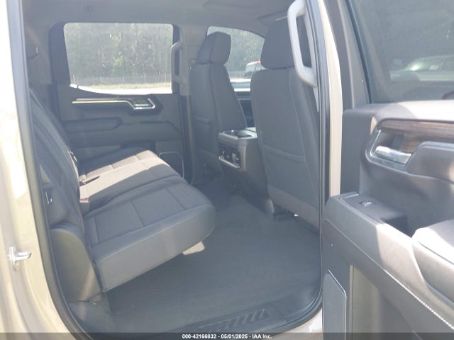 3GCUDFED1NG683382 Chevrolet Silverado 1500 4wd  Short Bed Lt Trail Boss/4wd  Standard Bed Lt Trail Boss