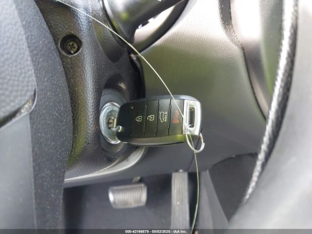 KNDJN2A27F7129757 KIA Soul