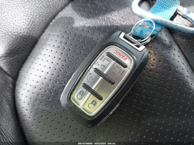2C4RC1EG3LR172897 Chrysler Pacifica Touring L Plus