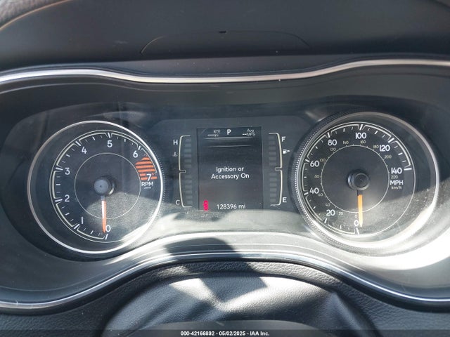 1C4PJMLB8KD112699 Jeep Cherokee Latitude Plus 4x4