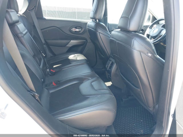 1C4PJMLB8KD112699 Jeep Cherokee Latitude Plus 4x4