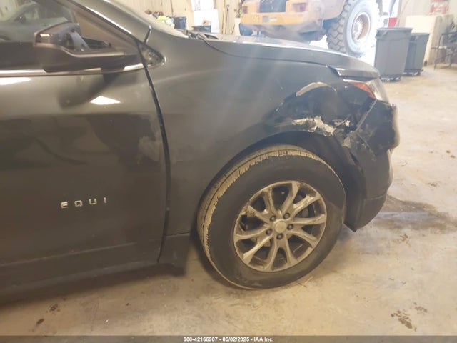 3GNAXJEV0JS584606 Chevrolet EQUINOX LT