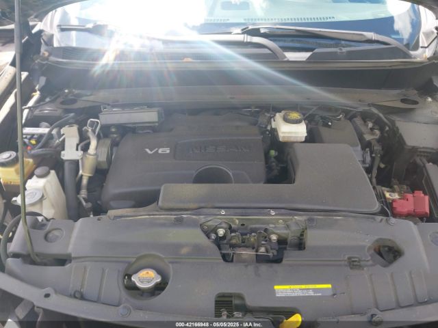 5N1DR2MM9JC614833 Nissan Pathfinder S