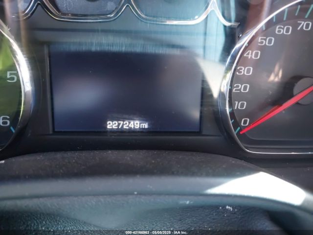 1GNSCJKCXHR208785 Chevrolet Suburban Premier