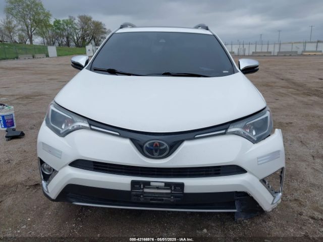 2T3RFREV0JW823121 Toyota Rav4 Xle