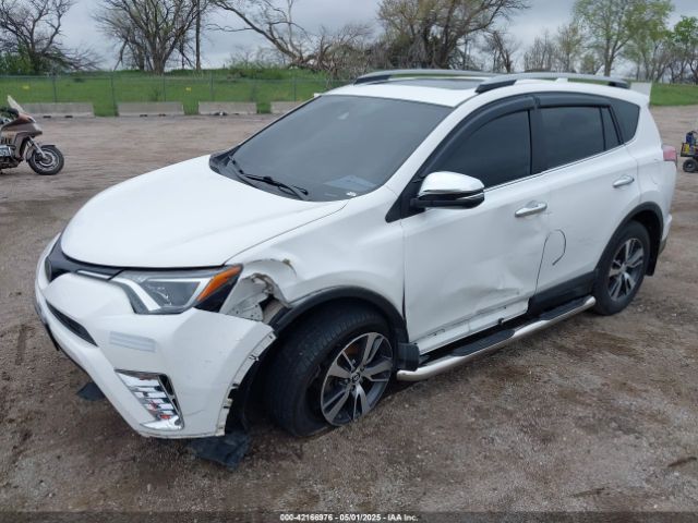 2T3RFREV0JW823121 Toyota Rav4 Xle
