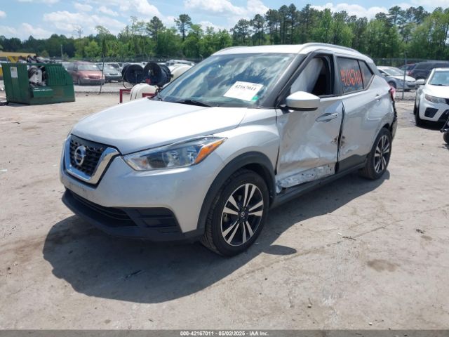 3N1CP5CU1KL529244 Nissan KICKS SV