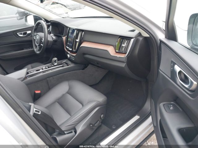 2024 VOLVO XC60 YV4L12RL5R1885058 Photo 4