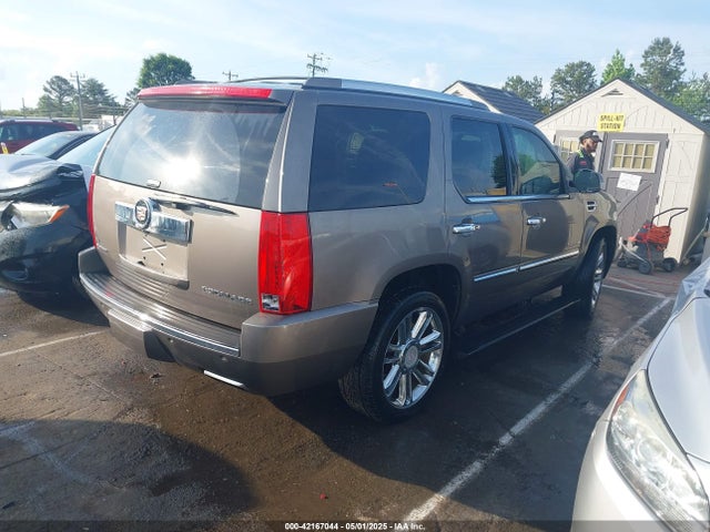 2013 CADILLAC ESCALADE 1GYS4DEF8DR282059 Photo 3
