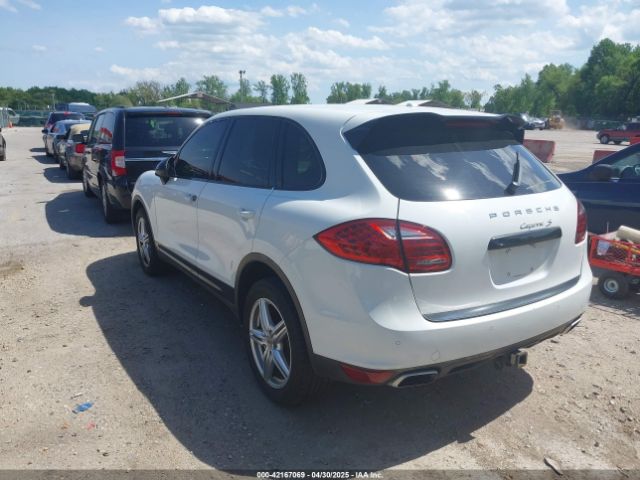 2012 PORSCHE CAYENNE WP1AB2A24CLA48791 Photo 2