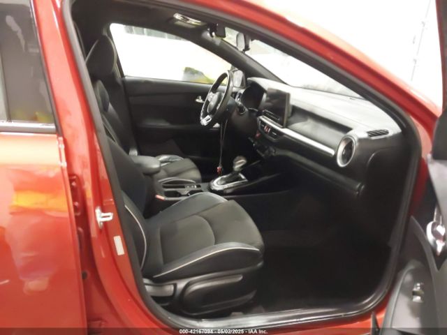 3KPF54AD4PE599104 KIA Forte Gt-line