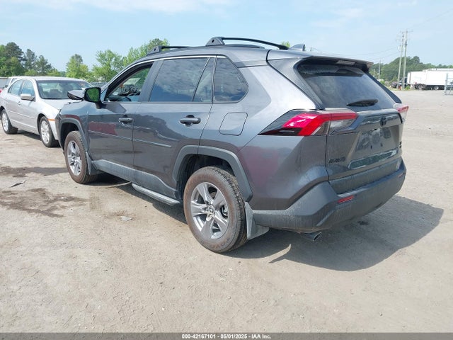2T3P1RFV4RC481948 Toyota Rav4 Xle