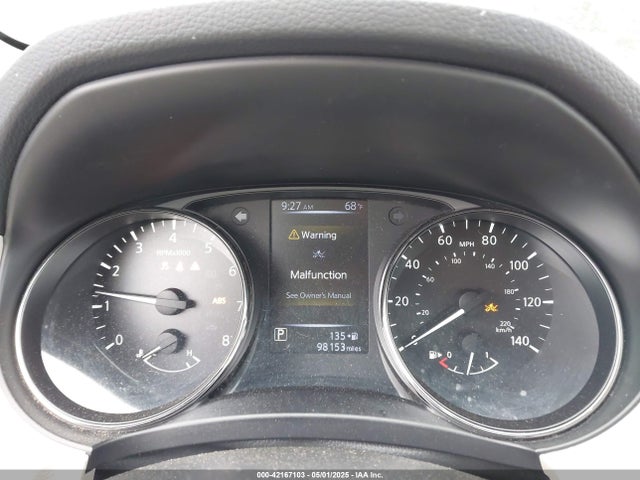 JN1BJ1CP5HW020583 Nissan 2017