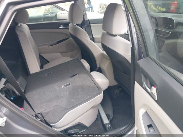 KM8J3CA45KU968178 Hyundai Tucson Value