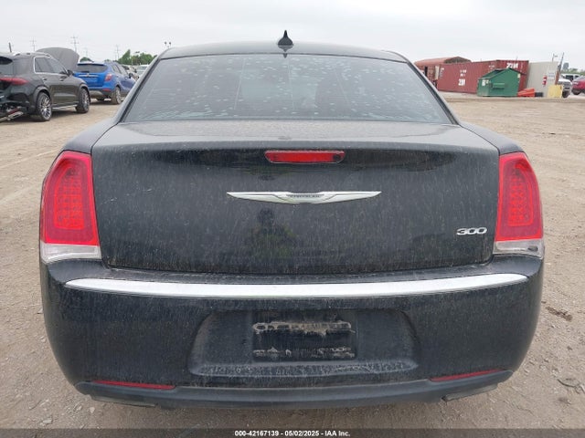 2C3CCAAG3FH893683 Chrysler 300 Limited