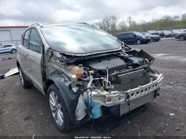 1FMCU9J99HUB50451 Ford Escape Titanium