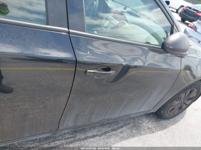 1G1PA5SG4E7217108 Chevrolet Cruze Ls Auto