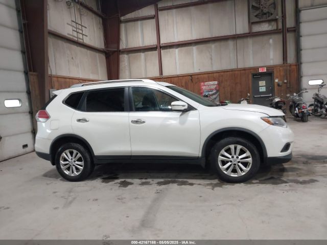 KNMAT2MV2GP614966 Nissan ROGUE SV