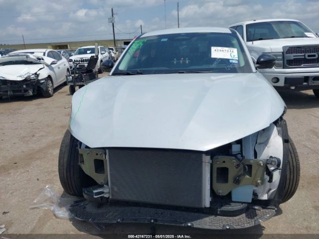 3FMTK1R40PMA76405 Ford Mustang Mach-e Select