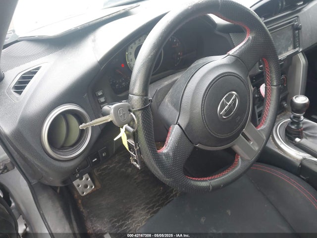 JF1ZNAA10F9704134 Scion FR-S