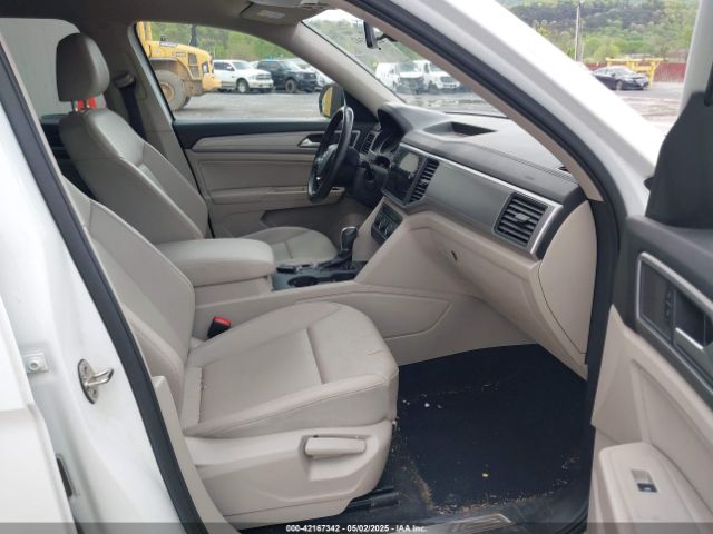 2019 VOLKSWAGEN ATLAS 1V2DR2CAXKC598265 Photo 4