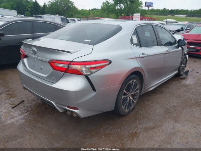 2018 TOYOTA CAMRY 4T1B11HK6JU063062 Photo 3