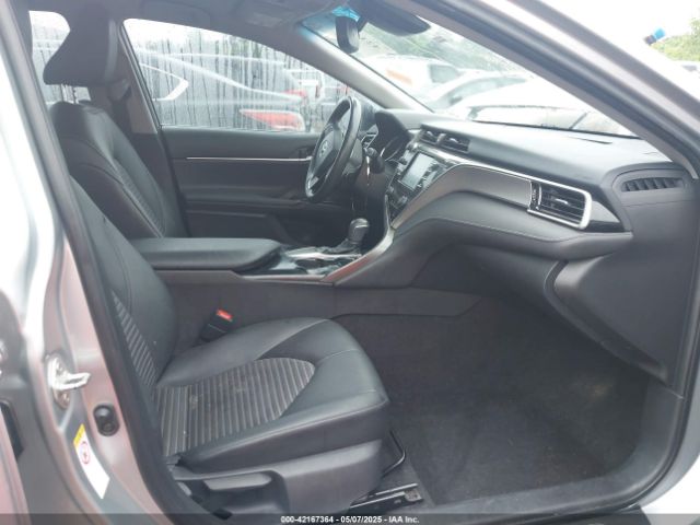 2018 TOYOTA CAMRY 4T1B11HK6JU063062 Photo 4