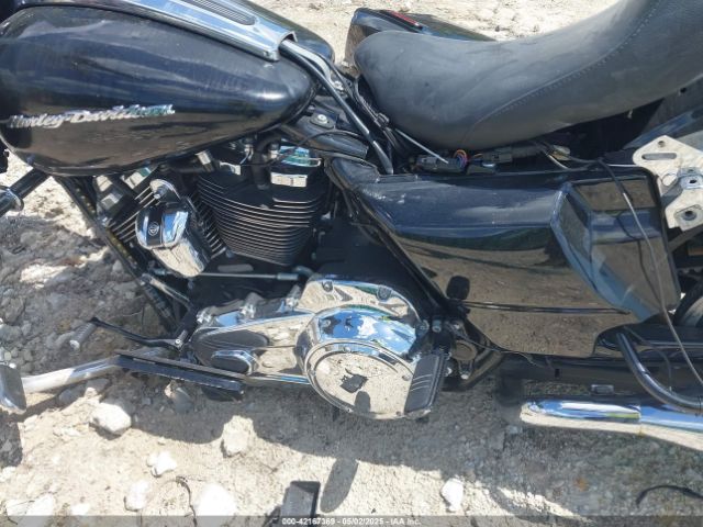 2017 HARLEY-DAVIDSON FLTRXS 1HD1KTC15HB666824 Photo 8