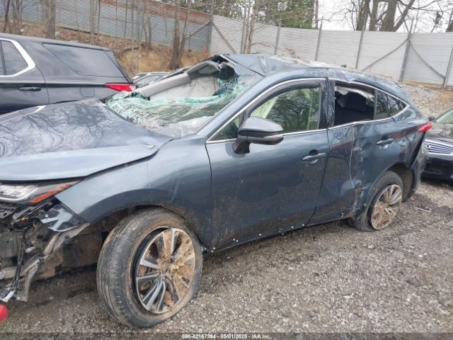 JTEAAAAH7NJ115316 Toyota VENZA LE