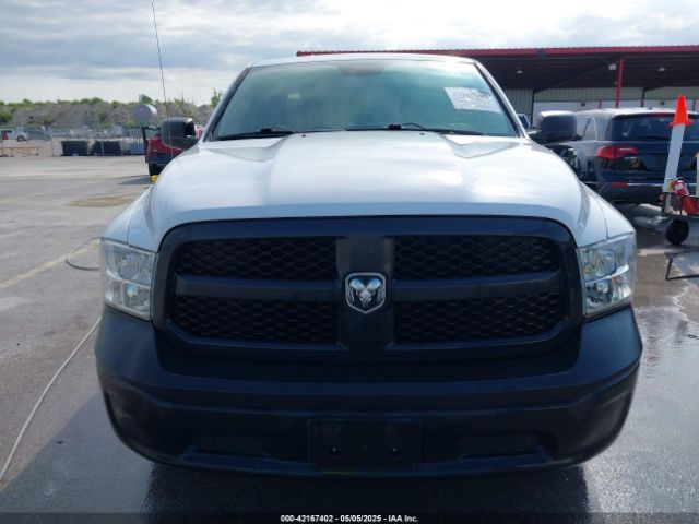 1C6RR7ST3KS688104 RAM 1500 Classic Tradesman  4x4 6'4 Box