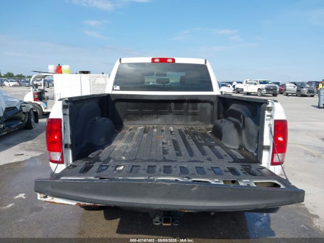1C6RR7ST3KS688104 RAM 1500 Classic Tradesman  4x4 6'4 Box