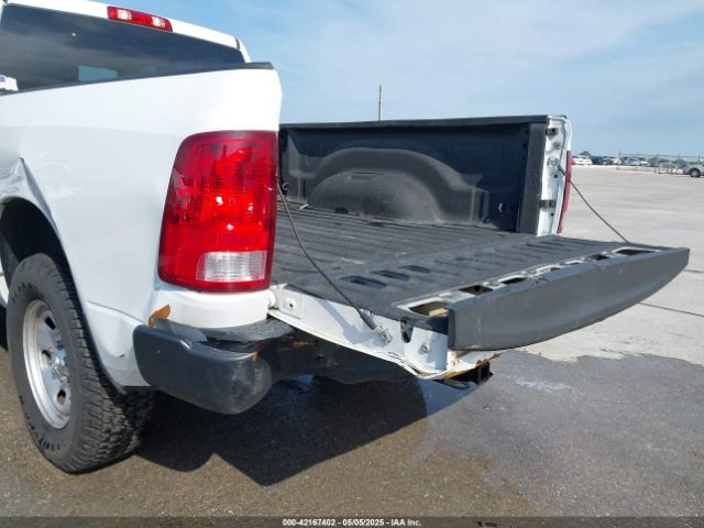 1C6RR7ST3KS688104 RAM 1500 Classic Tradesman  4x4 6'4 Box