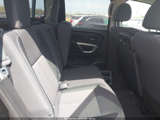 1N6AA1EC6RN110607 Nissan Titan Sv 4x4