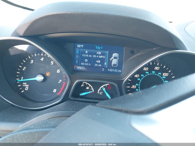 1FMCU9G99EUB13371 Ford ESCAPE SE