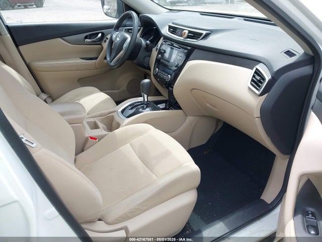 KNMAT2MVXGP631725 Nissan ROGUE SV