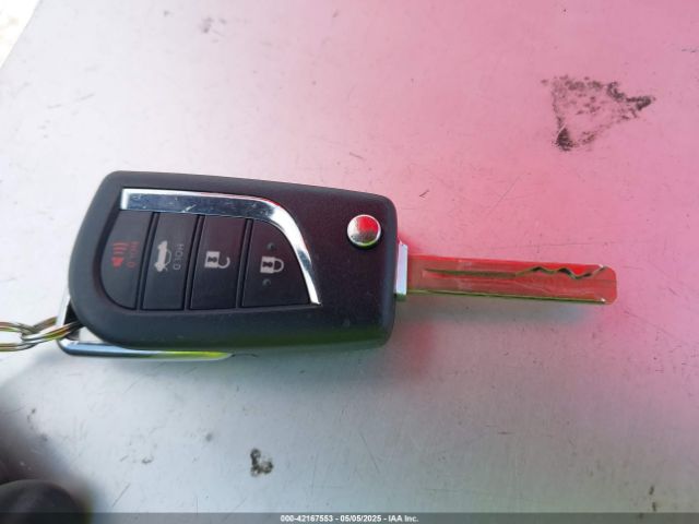 5YFEPMAE0NP358957 Toyota COROLLA LE