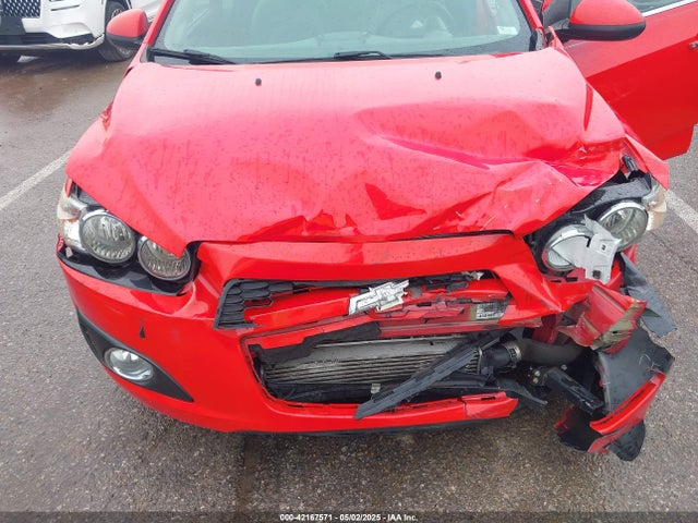 1G1JE5SB9F4120181 Chevrolet Sonic Ltz Auto
