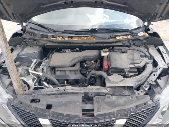 JN1BJ1CP0HW033757 Nissan 2017