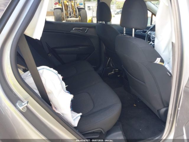 KNDPUCDF6R7228446 KIA Sportage Lx
