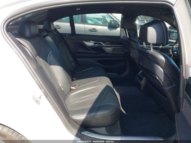 WBA7F0C5XKGM25771 BMW 750i