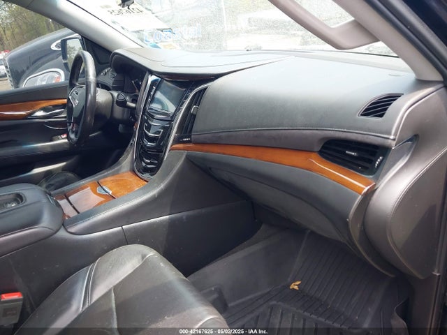 2019 CADILLAC ESCALADE ESV 1GYS4HKJ2KR127777 Photo 4