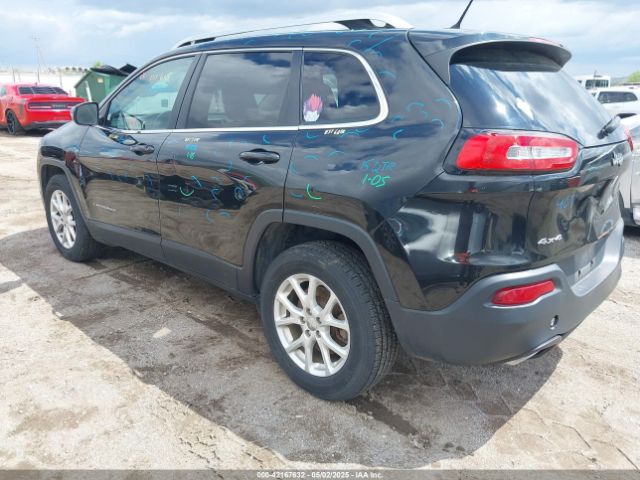 1C4PJMCS4FW756873 Jeep Cherokee Latitude