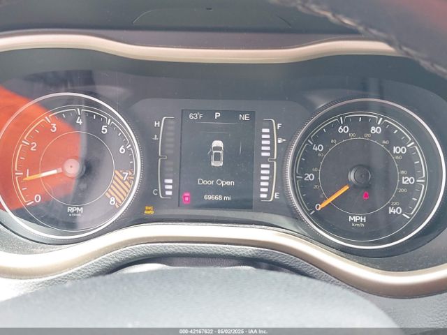 1C4PJMCS4FW756873 Jeep Cherokee Latitude