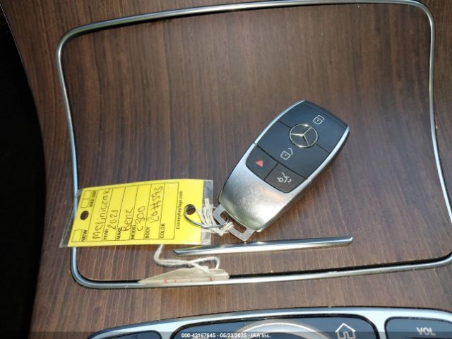 W1KWF8EB2MR642843 Mercedes-Benz C 300 4matic