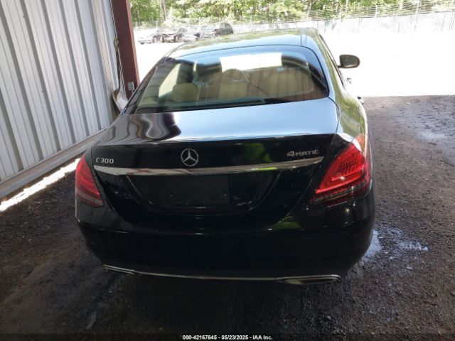 W1KWF8EB2MR642843 Mercedes-Benz C 300 4matic