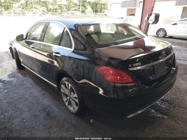 W1KWF8EB2MR642843 Mercedes-Benz C 300 4matic