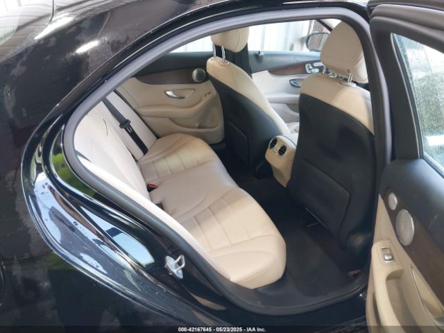 W1KWF8EB2MR642843 Mercedes-Benz C 300 4matic