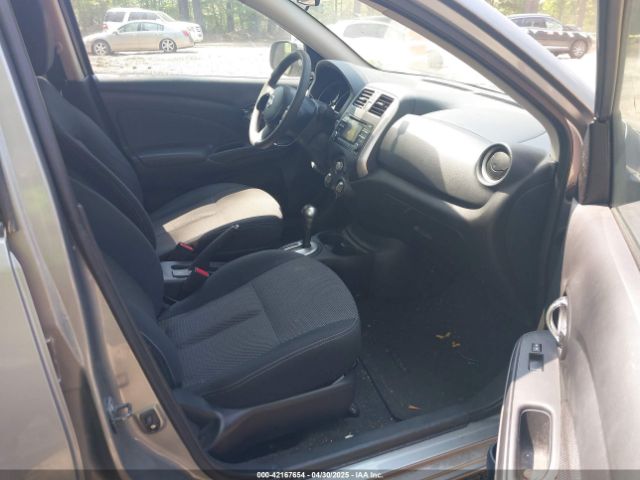 3N1CN7AP2EL851670 Nissan Versa 1.6 Sl