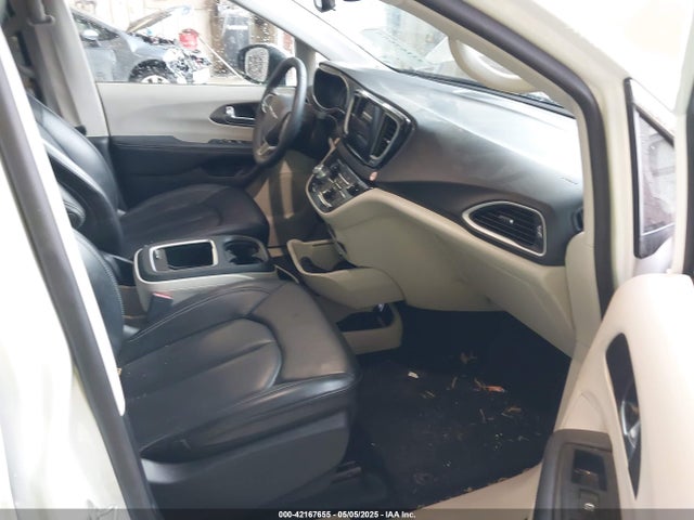 Chrysler Pacifica Touring L 2023 2C4RC1BG9PR620991 Image 5
