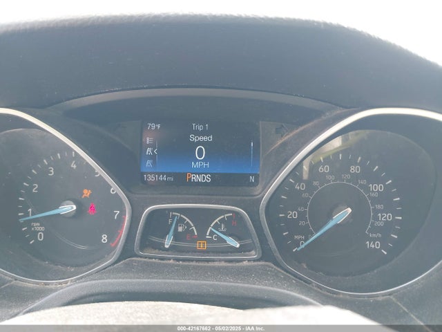 1FADP3F25FL280518 Ford FOCUS SE